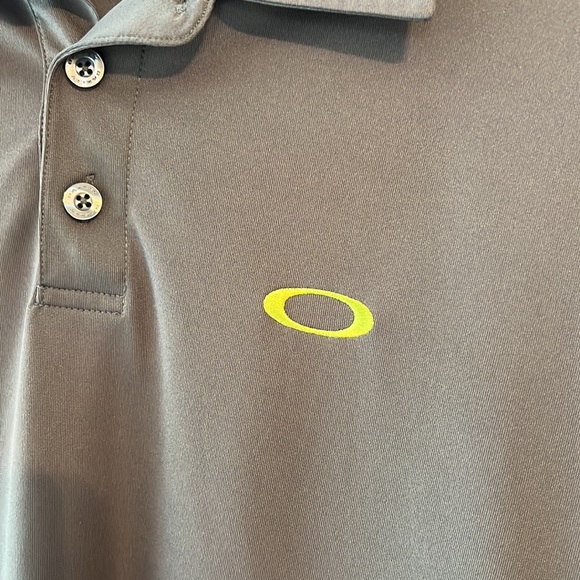 Mens (L) Oakley Golf Shirt - Picture 2 of 3